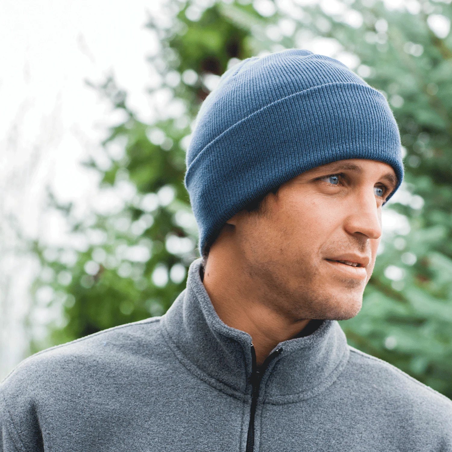 EMBROIDERED KNIT CAP